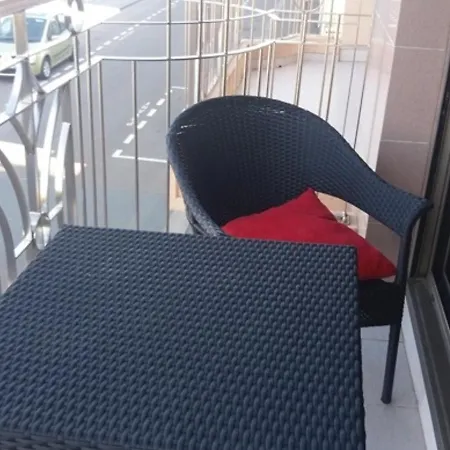 Apartment Alcove - Face Au Chenal, 50m Plage/port, 700m Centre-ville, Capacite 3 Pers., Confort Moderne - Fr-1-331-202